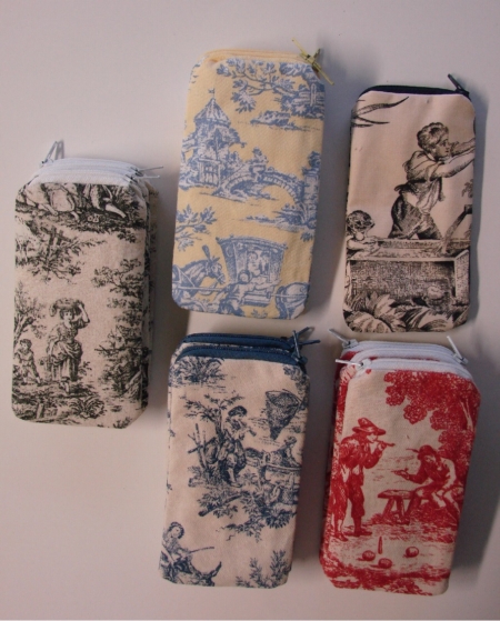 Toile Print Eyeglasses Case